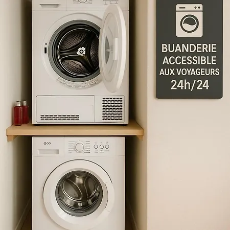 Lunar, Proche Frontiere Basel, Free Parking