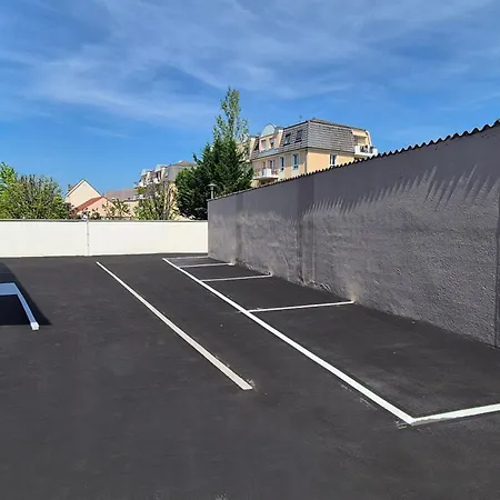 Lunar, Proche Basel, Ambiance Lune & Relax * サン・ルイ