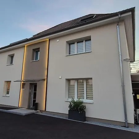 Lunar, Proche Basel, Ambiance Lune & Relax * Saint-Louis (Haut-Rhin)